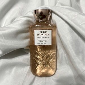 ‼️SOLD‼️ FINAL SALE‼️ New! 💫 Pure Wonder Shower Gel by Bath & Body Works